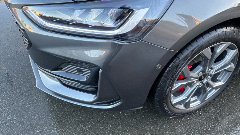 Ford Focus 1.0 EcoBoost Hybrid mHEV 155 ST-Line 5dr Auto Petrol Hatchback